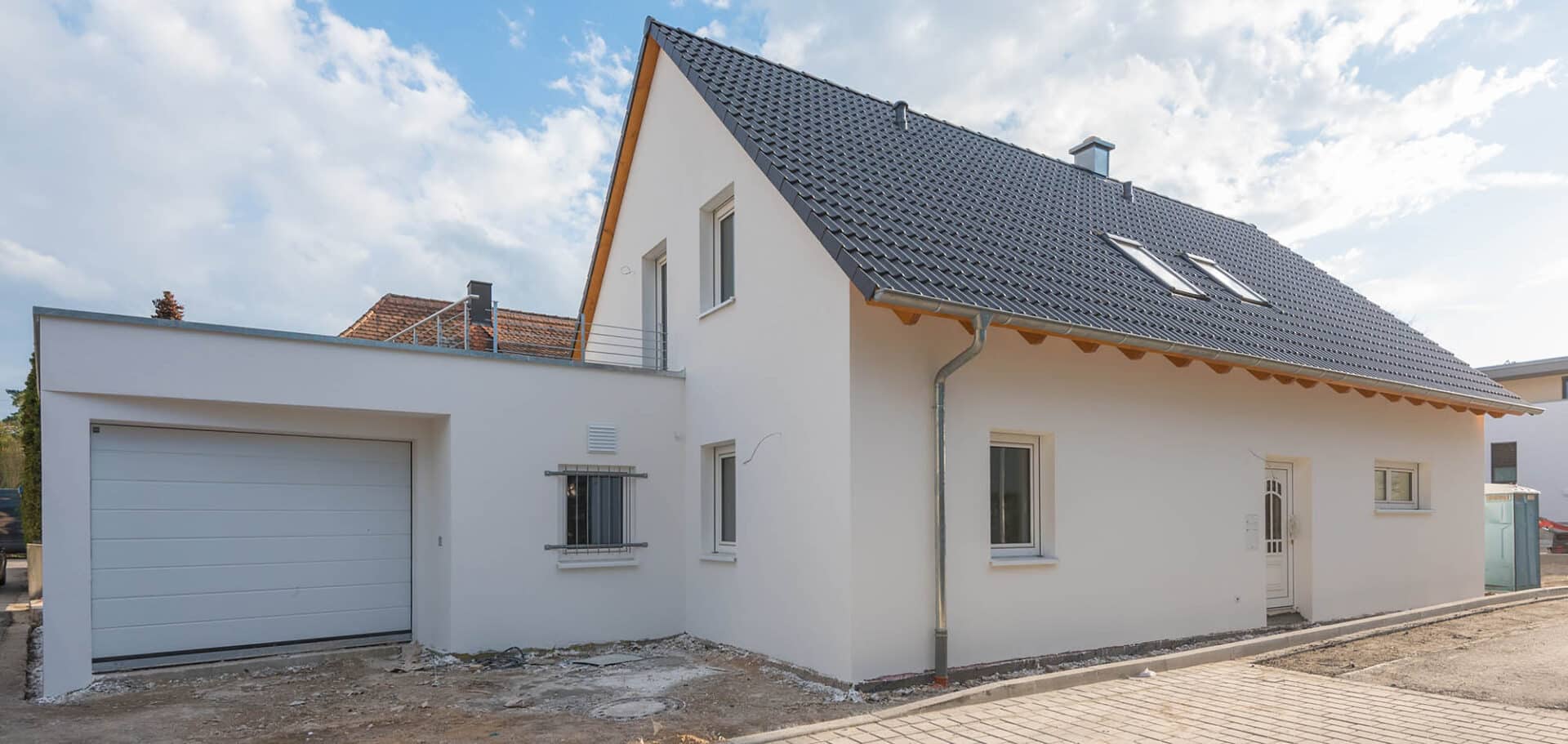 Einfamilienhaus mit garage im bau